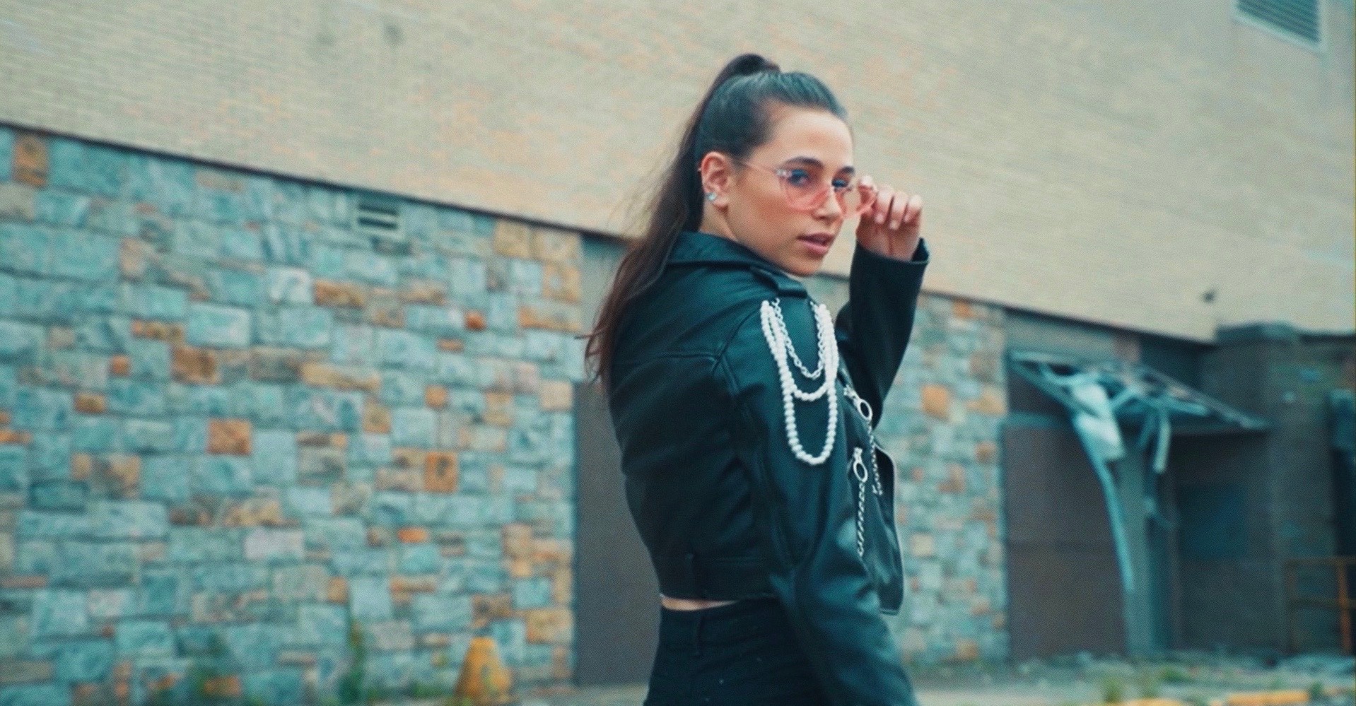 Sky Katz is 'Back At It' with New Video.